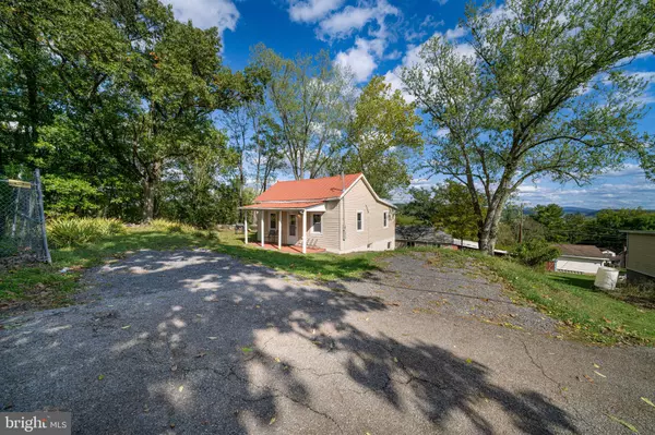 Hancock, MD 21750,32 TALIAFERRO ST