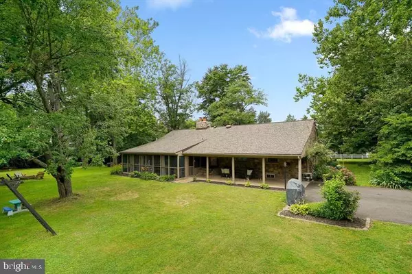 Centreville, VA 20120,15027 BRADDOCK ROAD