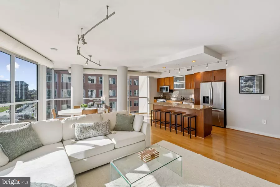 1025 1ST ST SE #713, Washington, DC 20003