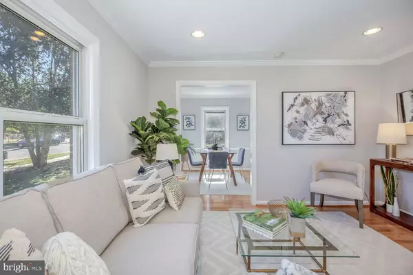 Washington, DC 20017,735 EMERSON ST NE