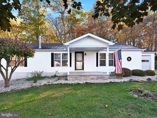 Manheim, PA 17545,1044 HEMLOCK CIRCLE