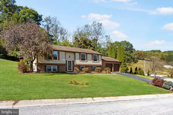 Hanover, PA 17331,15 ORCHARD DR