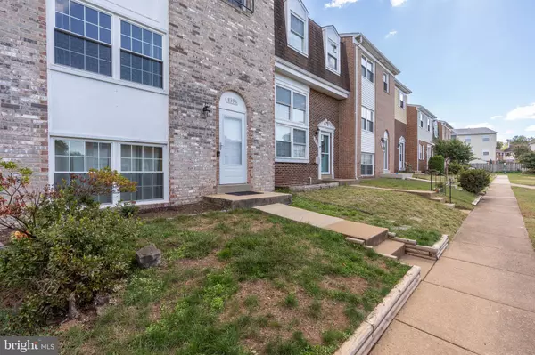 Manassas, VA 20110,8396 WOODLINE CT