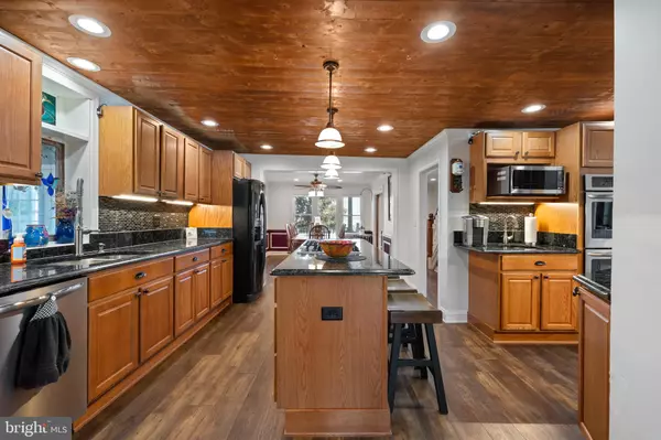 Fishing Creek, MD 21634,2404 HOOPERS ISLAND RD