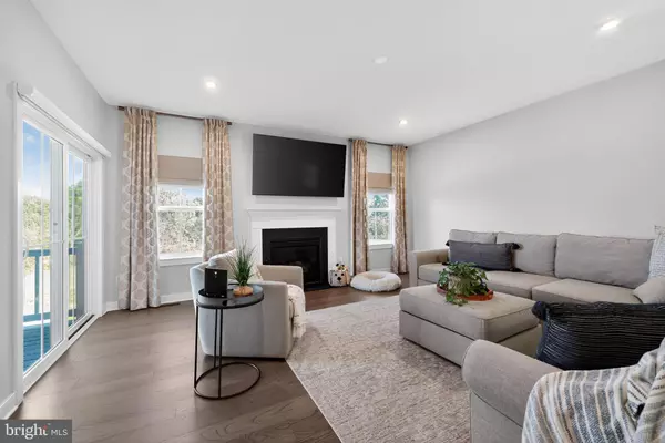 Swedesboro, NJ 08085,142 EISENHOWER DR