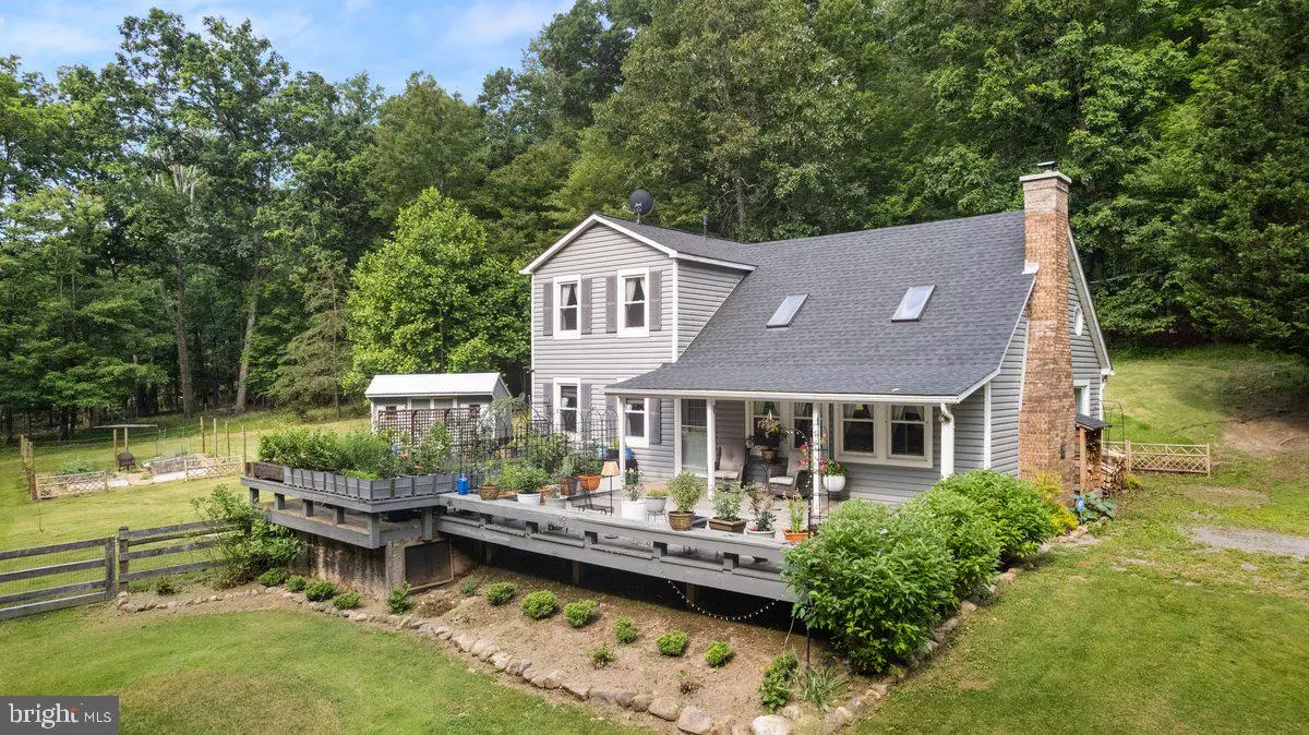 Berkeley Springs, WV 25411,206 ENGLISH MUFFIN CT