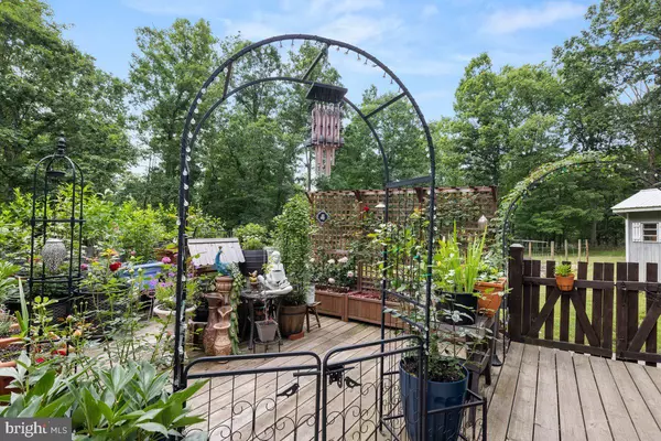 Berkeley Springs, WV 25411,206 ENGLISH MUFFIN CT