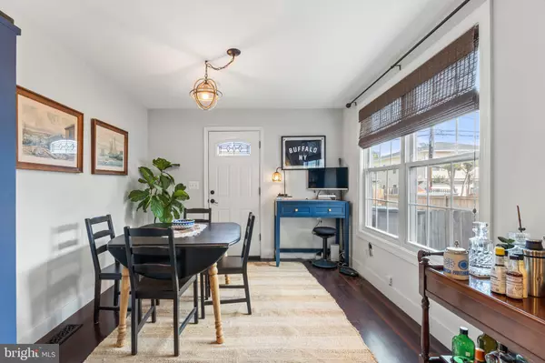 Alexandria, VA 22305,102 LYNHAVEN DR