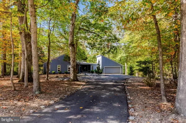 Great Falls, VA 22066,526 SPRINGVALE RD