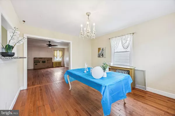 Upper Darby, PA 19082,253 SHIRLEY RD