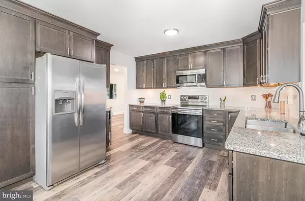 Hershey, PA 17033,729 HILLTOP LN