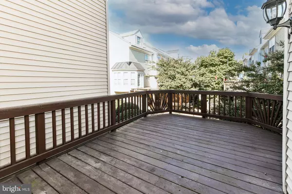 Alexandria, VA 22304,3819 DOMINION MILL DR