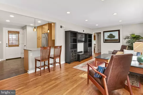 Falls Church, VA 22042,2951 ROSEMARY LN