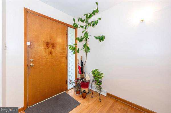 Hagerstown, MD 21740,206 DIVISION AVE