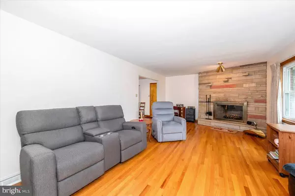 Hagerstown, MD 21740,206 DIVISION AVE