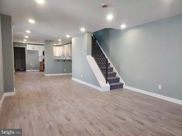 Philadelphia, PA 19141,6003 N 10TH ST