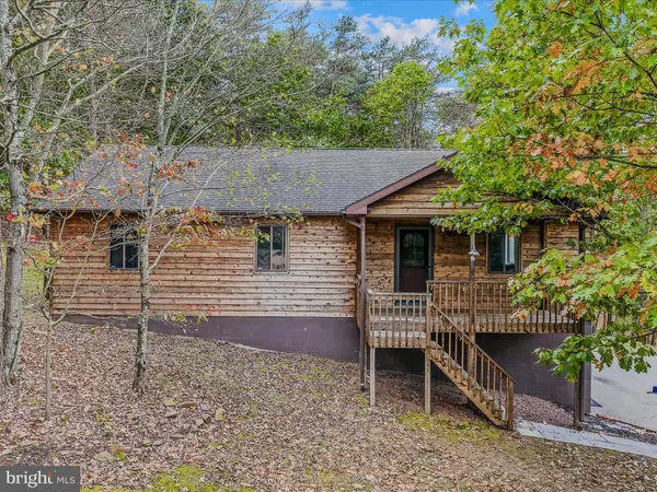 58 FOSTER LN, Berkeley Springs, WV 25411