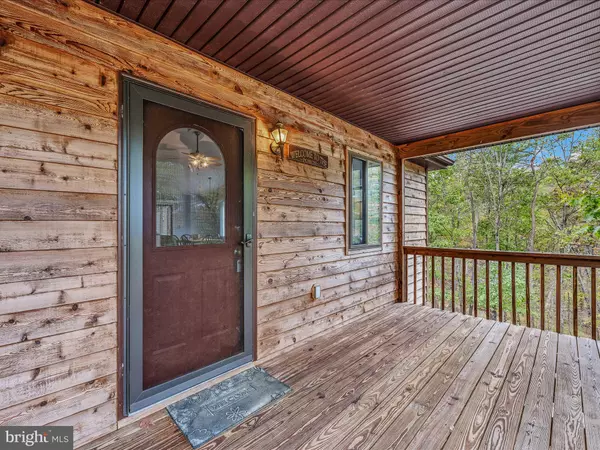 Berkeley Springs, WV 25411,58 FOSTER LN