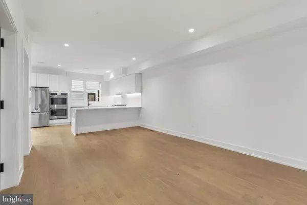 Philadelphia, PA 19123,660 FAIRMOUNT AVE