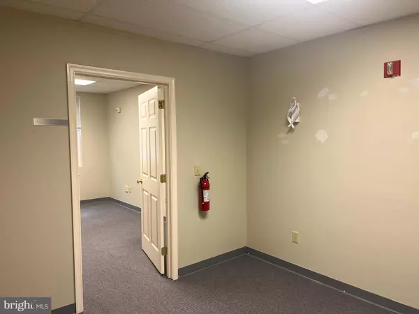 Hershey, PA 17033,1512 E CARACAS AVE #450