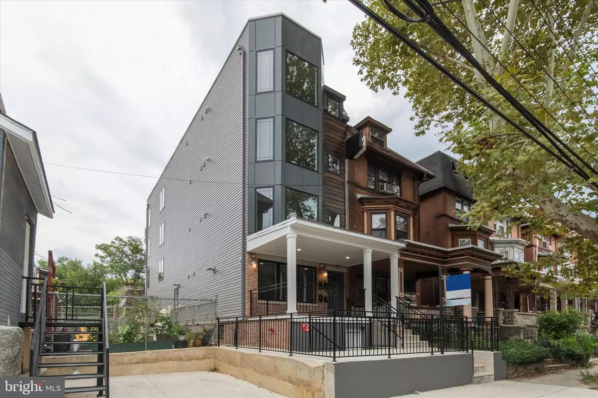 Philadelphia, PA 19143,5039 PINE ST #3