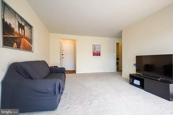 Rockville, MD 20852,11923 PARKLAWN DR #303