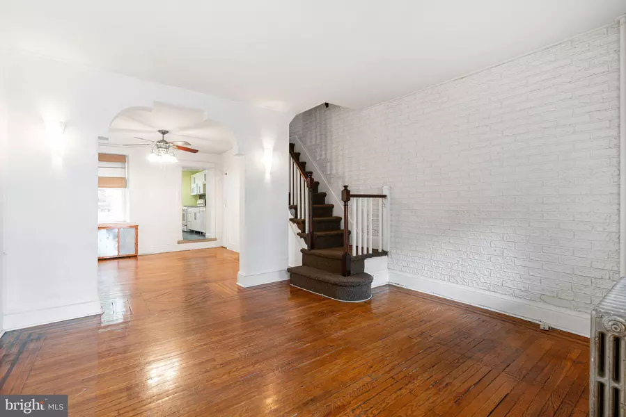 142 CARSON ST, Philadelphia, PA 19127