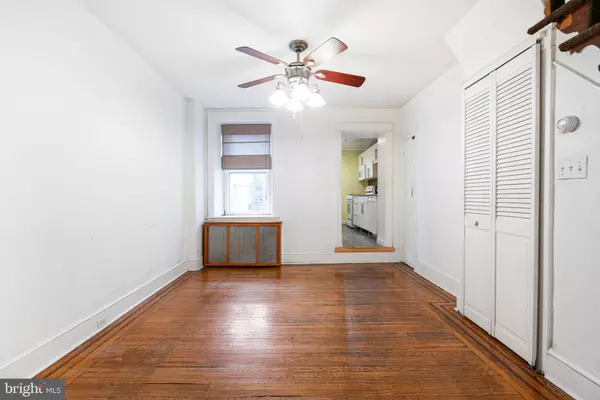 Philadelphia, PA 19127,142 CARSON ST