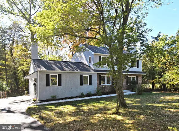 Harleysville, PA 19438,838 STORE RD