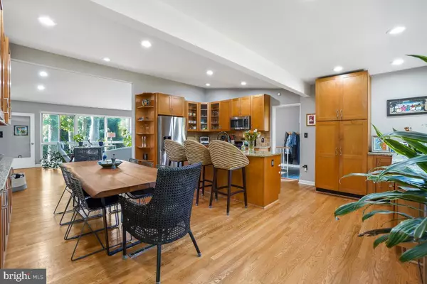 Bethesda, MD 20817,9012 HONEYBEE LN