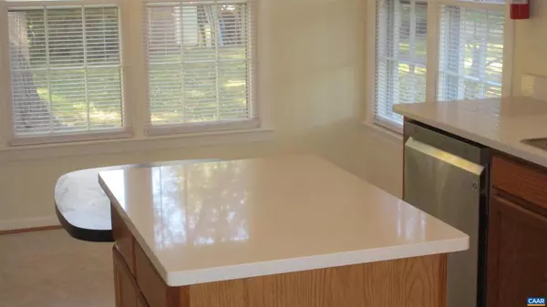 Charlottesville, VA 22911,1675 RAVENS PL