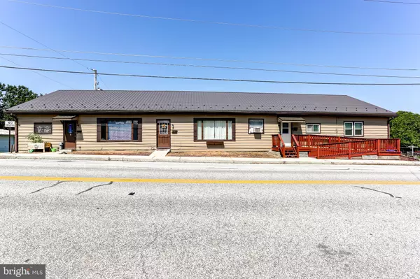 Dillsburg, PA 17019,11 N CHESTNUT ST #F