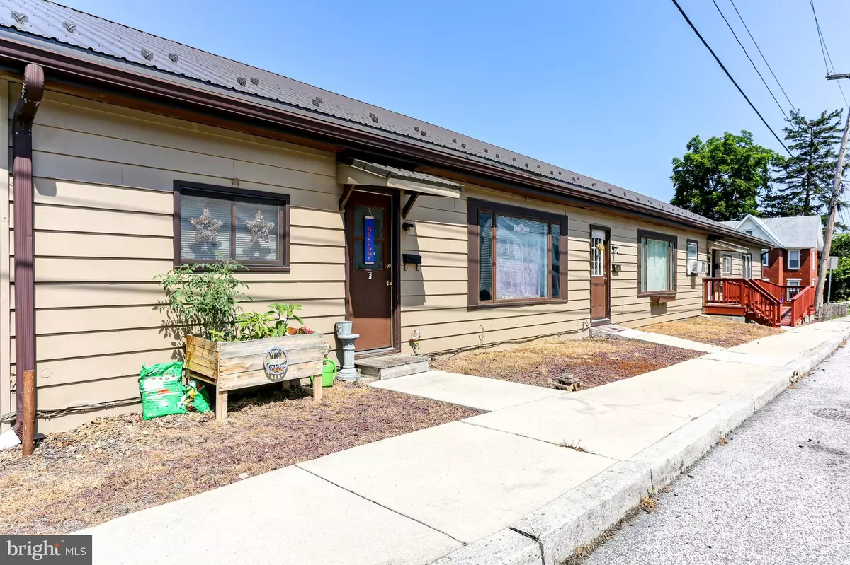 Dillsburg, PA 17019,11 N CHESTNUT ST #F