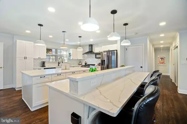 Arlington, VA 22207,3100 N GLEBE RD