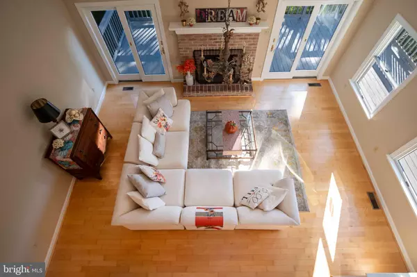 Shepherdstown, WV 25443,200 MEADOW RIDGE DR