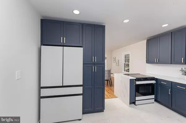 Baltimore, MD 21206,713 DALE AVE