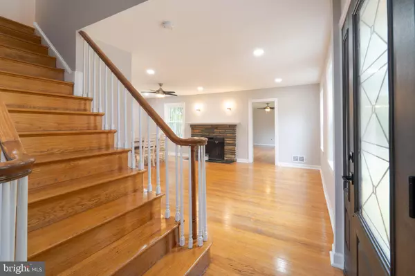 Potomac, MD 20854,9211 BELLS MILL RD