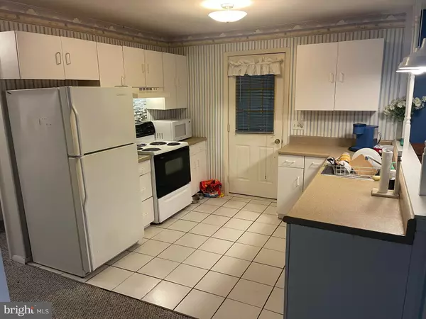 Ocean Pines, MD 21811,6 WEEPING WILLOW CT