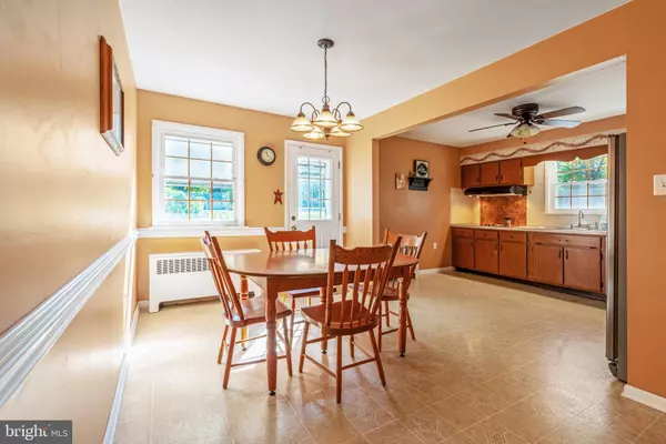 Colmar, PA 18915,4 MELE AVE