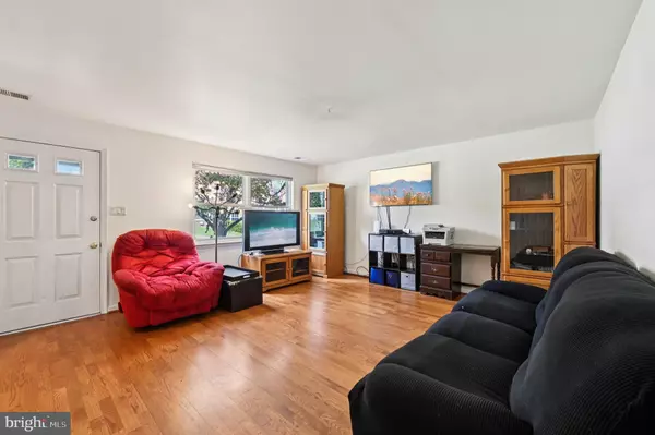 Westminster, MD 21157,46 HILLSIDE CT