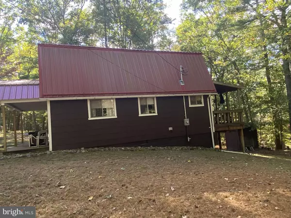 Franklin, WV 26807,410 DEPUE KNOB RD