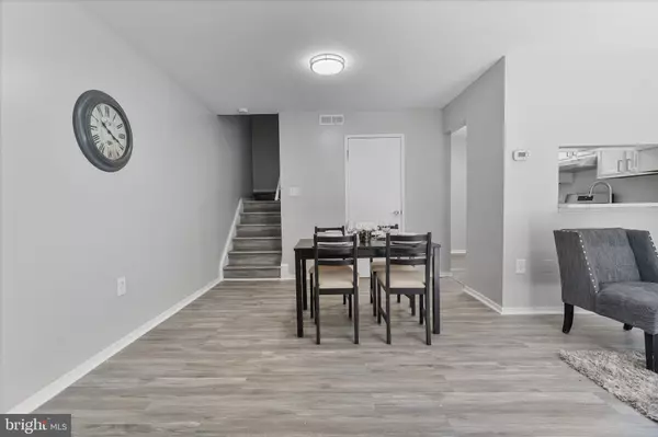Gaithersburg, MD 20886,10014 FOREST VIEW PL