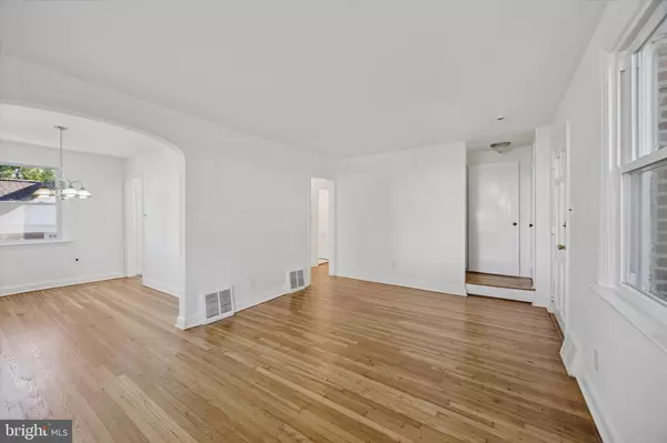 Drexel Hill, PA 19026,1228 OLD LN