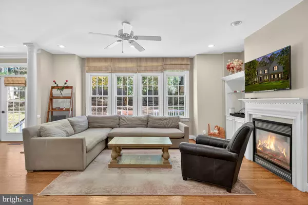 Oakton, VA 22124,2503 EASIE ST