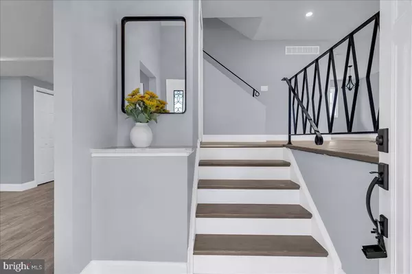 Newark, DE 19702,4 FESTIVAL CT