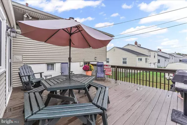 Broomall, PA 19008,416 WARREN BLVD