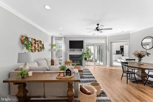 Ashburn, VA 20147,43275 RUSH RUN TER