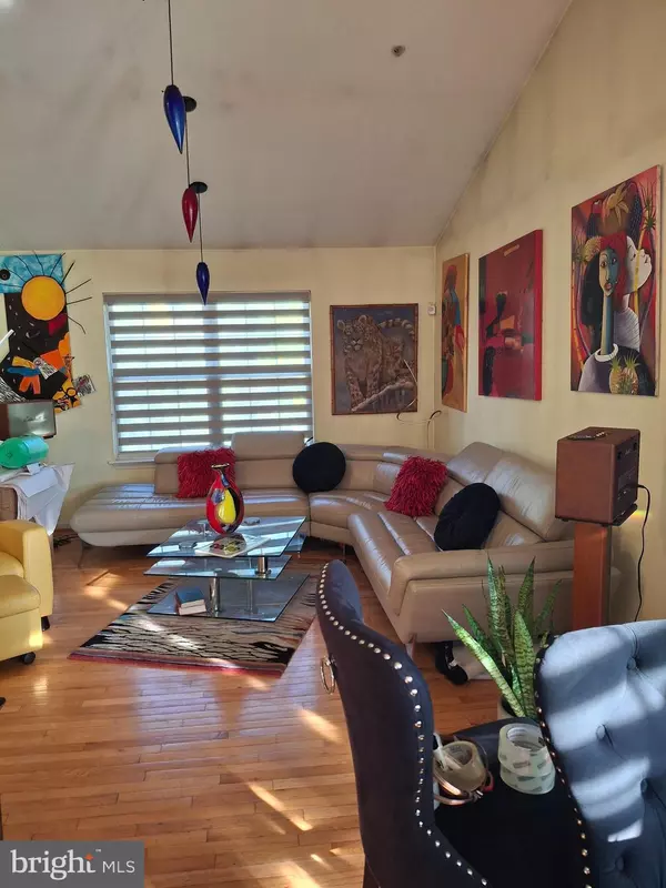 Laurel, MD 20707,7704 BEALL ROAD