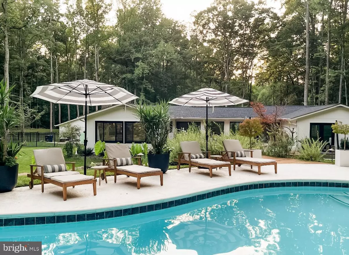 Fairfax Station, VA 22039,7511 WILLOWBROOK RD