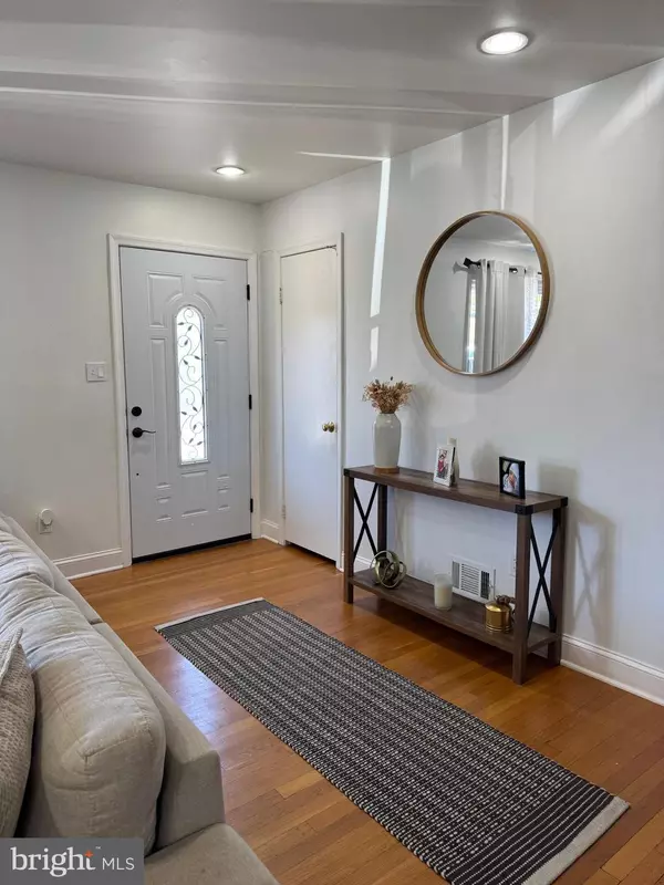 Beltsville, MD 20705,13123 ORIOLE DR